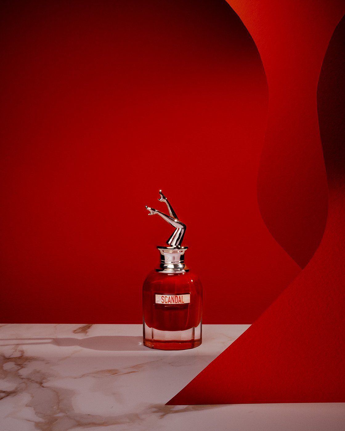 Perfume bottle, product photography